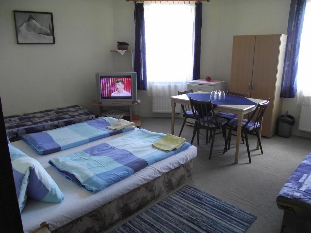 Penzion Slavia Poprad Dış mekan fotoğraf
